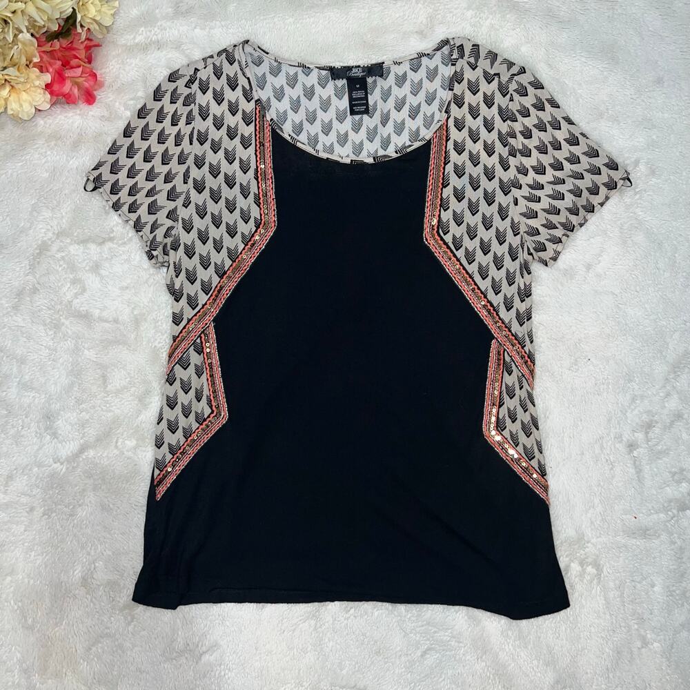 BKE Pink Sequin Boho Y2K Artsy Short Sleeve T-Shirt Size Medium